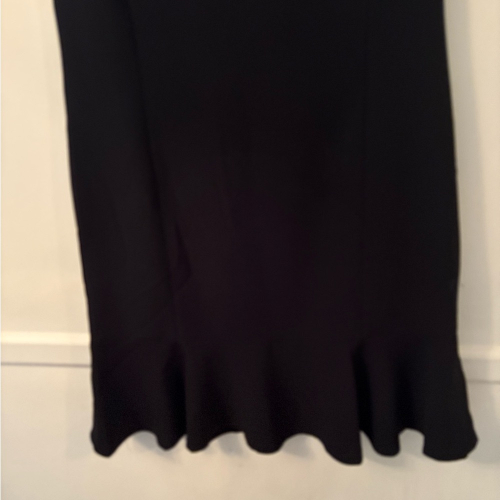 Lauren Ralph Lauren Classic Black Dress with Flounce Hemline -Zip Back Sz 10 - Picture 5 of 10